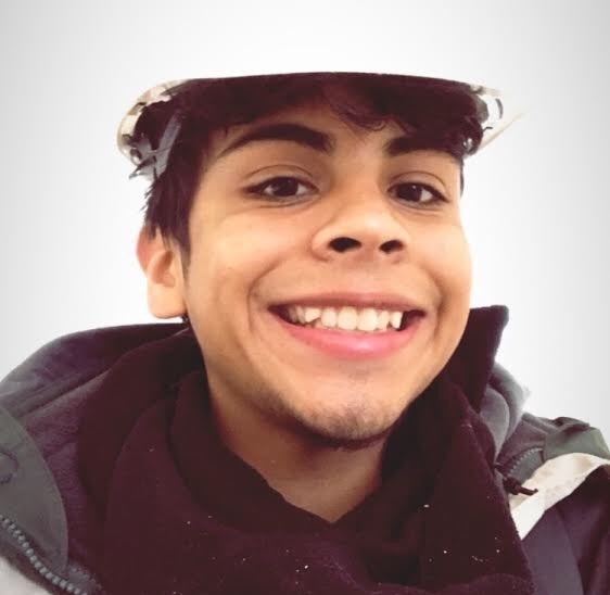 Andres Lagunas volunteers with Habitat for Humanity DePaul Chapter
